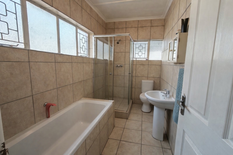 4 Bedroom Property for Sale in Lindene Northern Cape